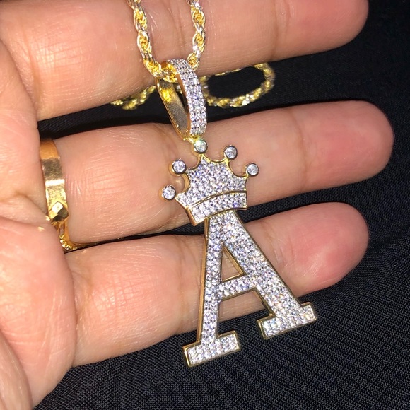 10k gold vermeil initial name pendant, VVS clarity Swarovski crystals, initial A - Picture 3 of 7